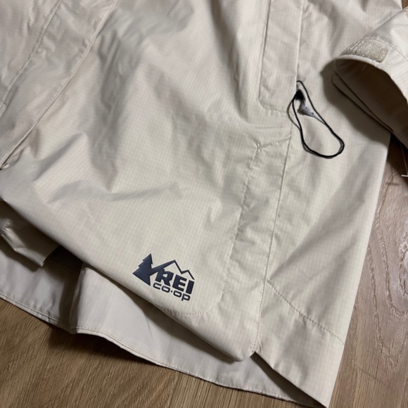 REI Co-op Peak 2.5L Rain Jacket Womens 2XL Beige Lightweight Hooded Outdoor Coat - Picture 2 of 6